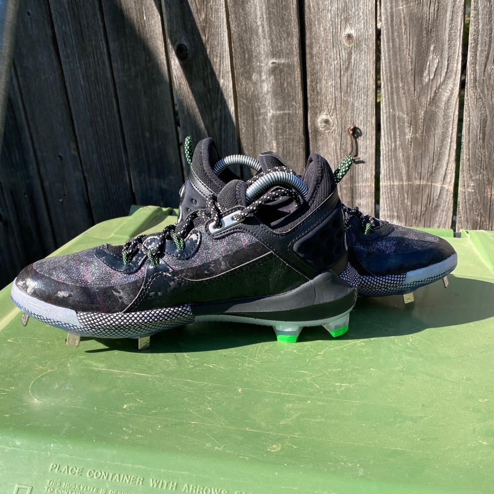 New Under Armour Harper 8 Low ST Baseball Cleats Black Green 3026588-001 - Picture 7 of 9